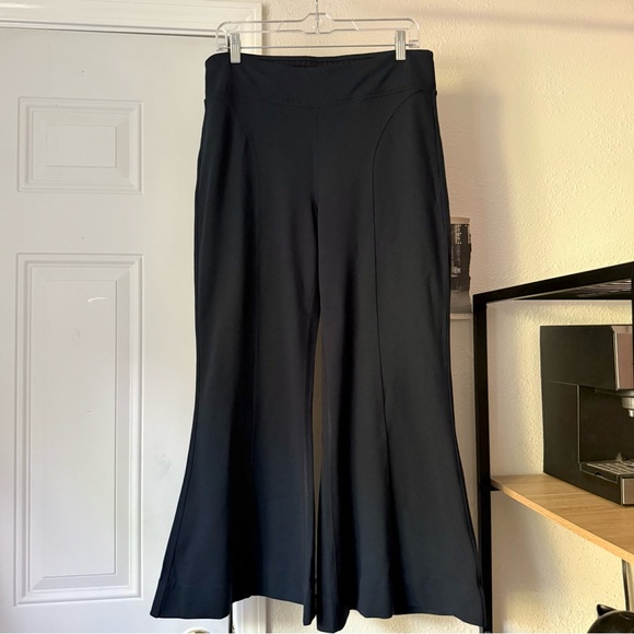 KIT + ACE black chunky knit elastic waist wide boot cut...